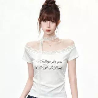 COD พร้อมส่ง เสื้อทีเชิร์ตฤดูร้อน คอไหล่เปิดตกแต่งลูกไม้ ลายพิมพ์สวย ทรงผอมสไตล์สาวเก๋ ขายดี
