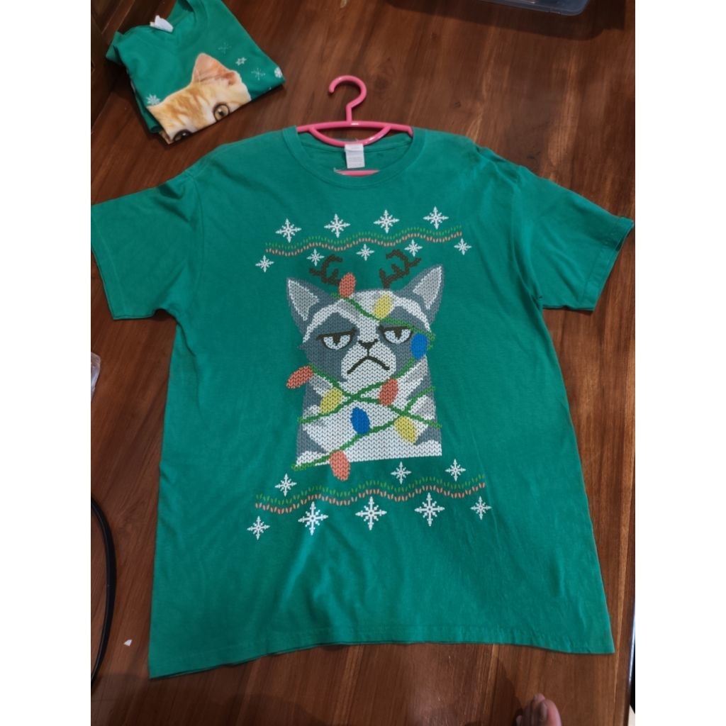 เสื้อยืดแมวหน้าบูด (Grumpy Cat)