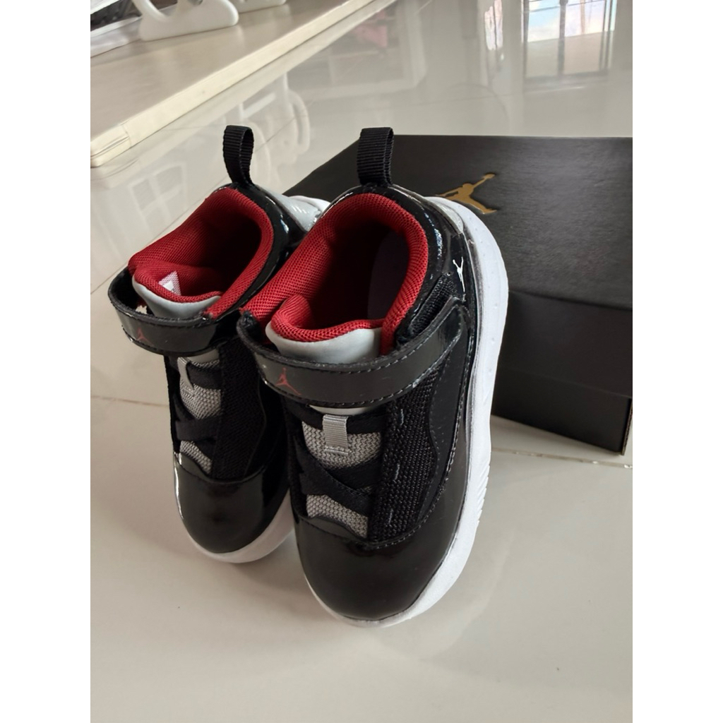 NIKE JORDAN เด็กเล็ก