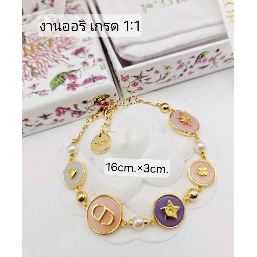 ส่งไว!สร้อยข้อมือแต่งวัสดุโลหะ เคลือบทอง18K งานเกรด1:1