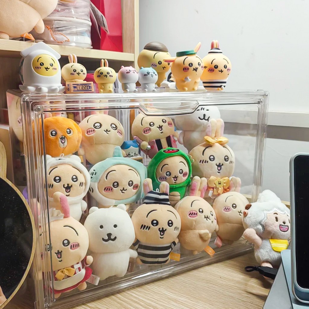 ประหยัดพื้นที่ เคสโชว์ของสะสม โปร่งใสมองชัด มุมห้องนอน รองรับขนาดหลากหลาย โครงสร้างแน่น ส่งจากประเทศไทย