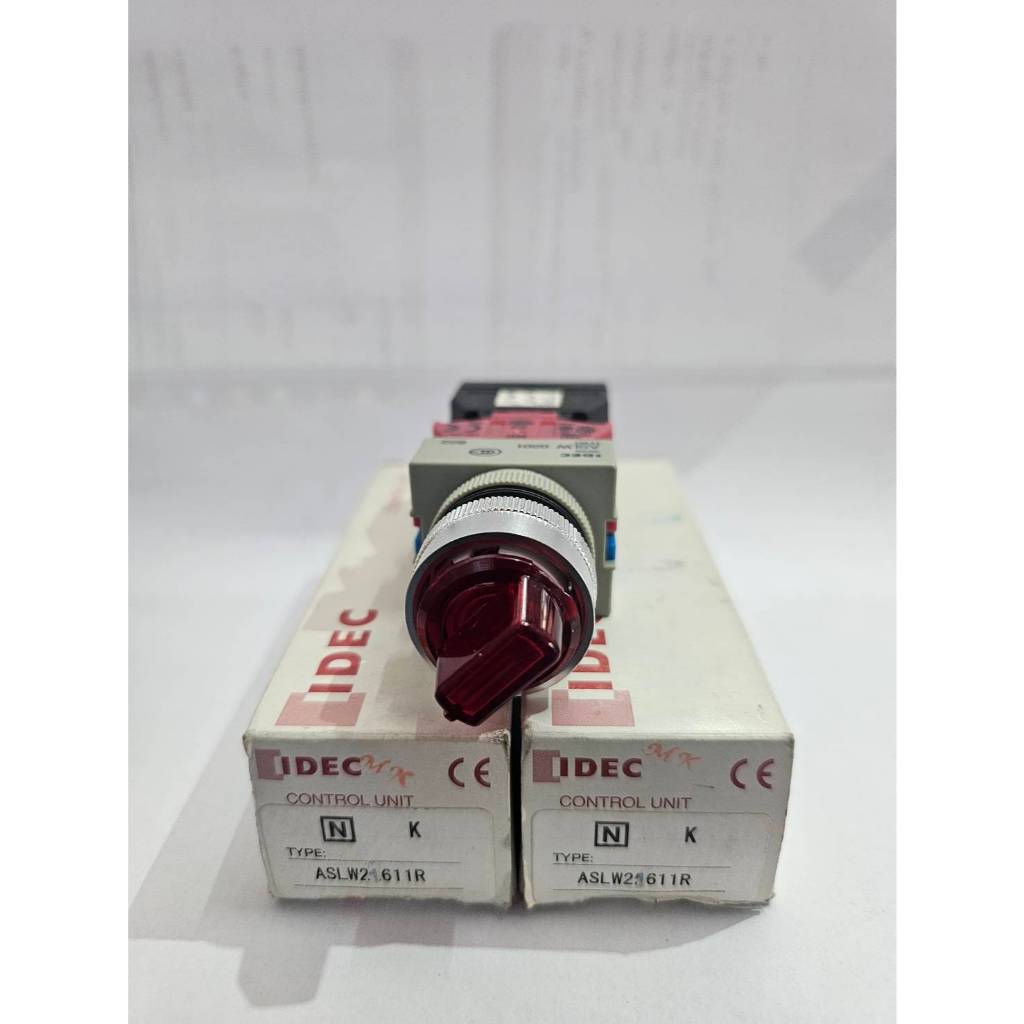 สวิตช์ซีเล็คเตอร์(Selector Switch)แบบมีไฟ LED จากแบรนด์ IDEC ขนาด 22 มม