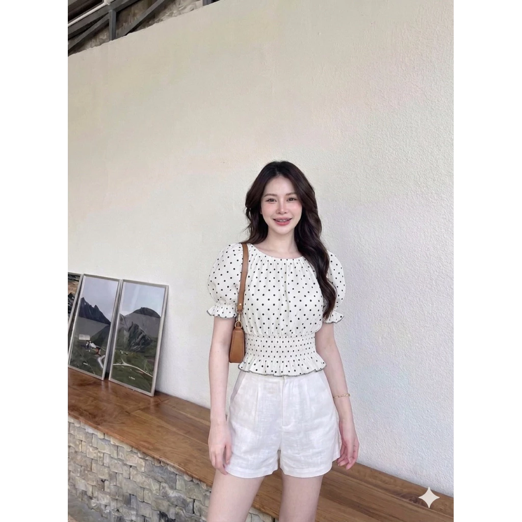 เสื้อครอปแขนตุ๊กตาสม็อคเอว(รหัสJ79)อก30-40ความยาว17 ทรงครอปนะคะ งานใหม่ล่าสุด กดก่อนหมดน๊าา