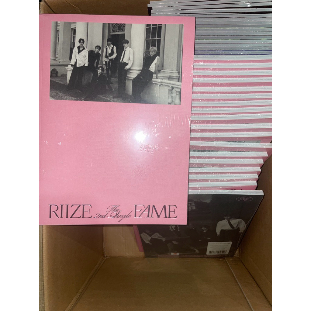 RIIZE อัลบั้มเดี่ยวที่ 2 [Fame] โฟโต้บุ๊ค