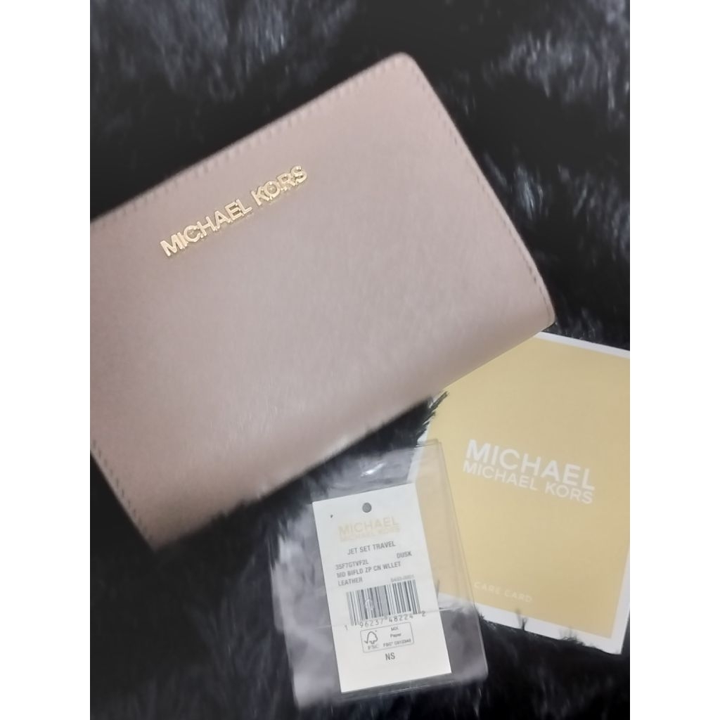 Michael Kors Jet Set Travel Medium Bifold Zip Coin Wallet รหัส 35F7GTVF2L NS DUSK (สี Dusk)
