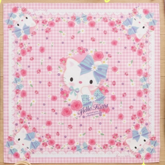 Kiss Me Doll  ผ้าพันคอ/ผ้าคลุมไหล่ Hello Kitty new arrival 2026 ขนาด 100*100 CM.