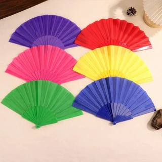 พัดพับมือ พัดสีแบบพับ สีพื้น ใช้สำหรับการแสดง รำเต้น ของขวัญ ที่จับพลาสติก