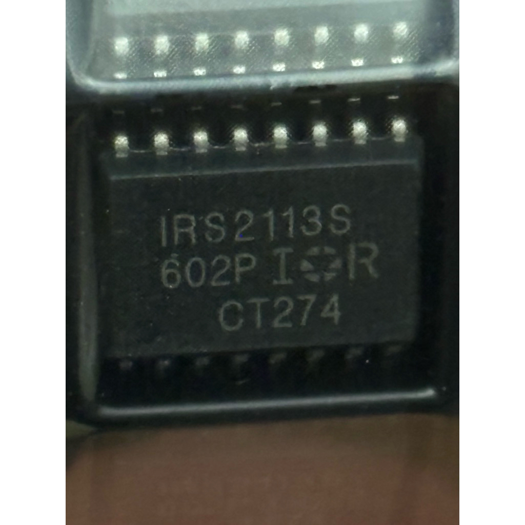 IRS2113S IR2113S IR2113 2113S 2113 Gate Driver ICs to control MOSFET or IGBT power devices