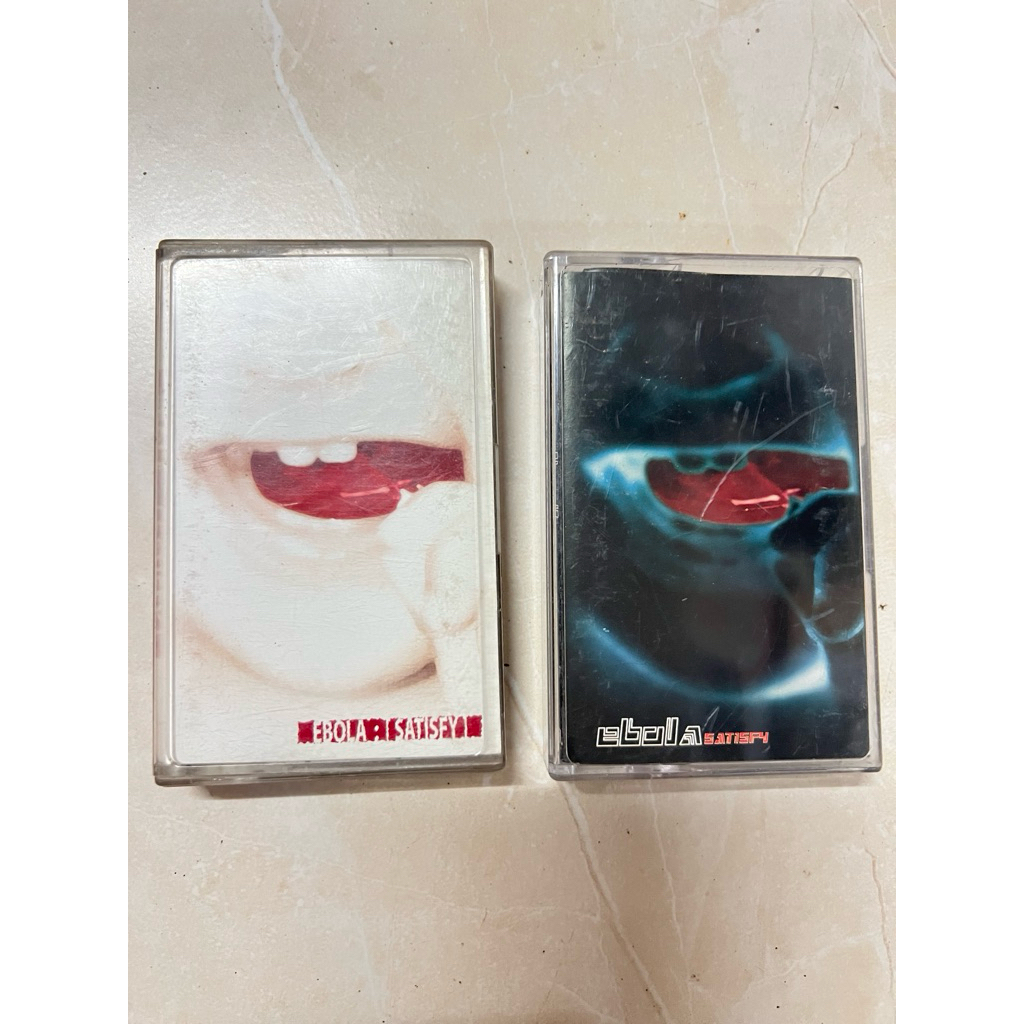 เทป cassette EBOLA 2 แบบมือ2