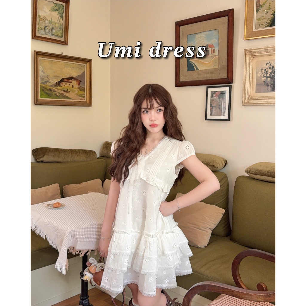 imily.style : Umi Dress เดรสลูกไม้