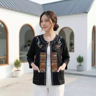 เสื้อคลุมผ้าฝ้าย งานปักดอก กระดุมกะลา งานปักมือแฮนด์เมด ผ้าเนื้อนุ่ม
