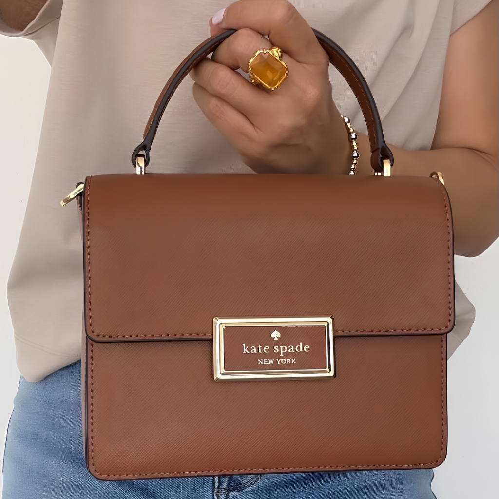KATE SPADE กระเป๋าสะพายข้าง รุ่น Reegan Small Top Handle Crossbody