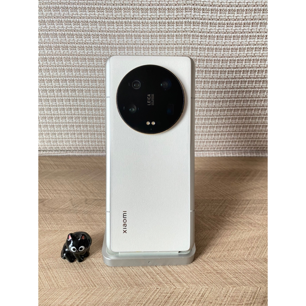 Xiaomi 13 Ultra ~ 12/256 GB ~ Snapdragon 8 Gen 2 ~ Sony IMX989 1" ~ AMOLED 120Hz ~ original flagship