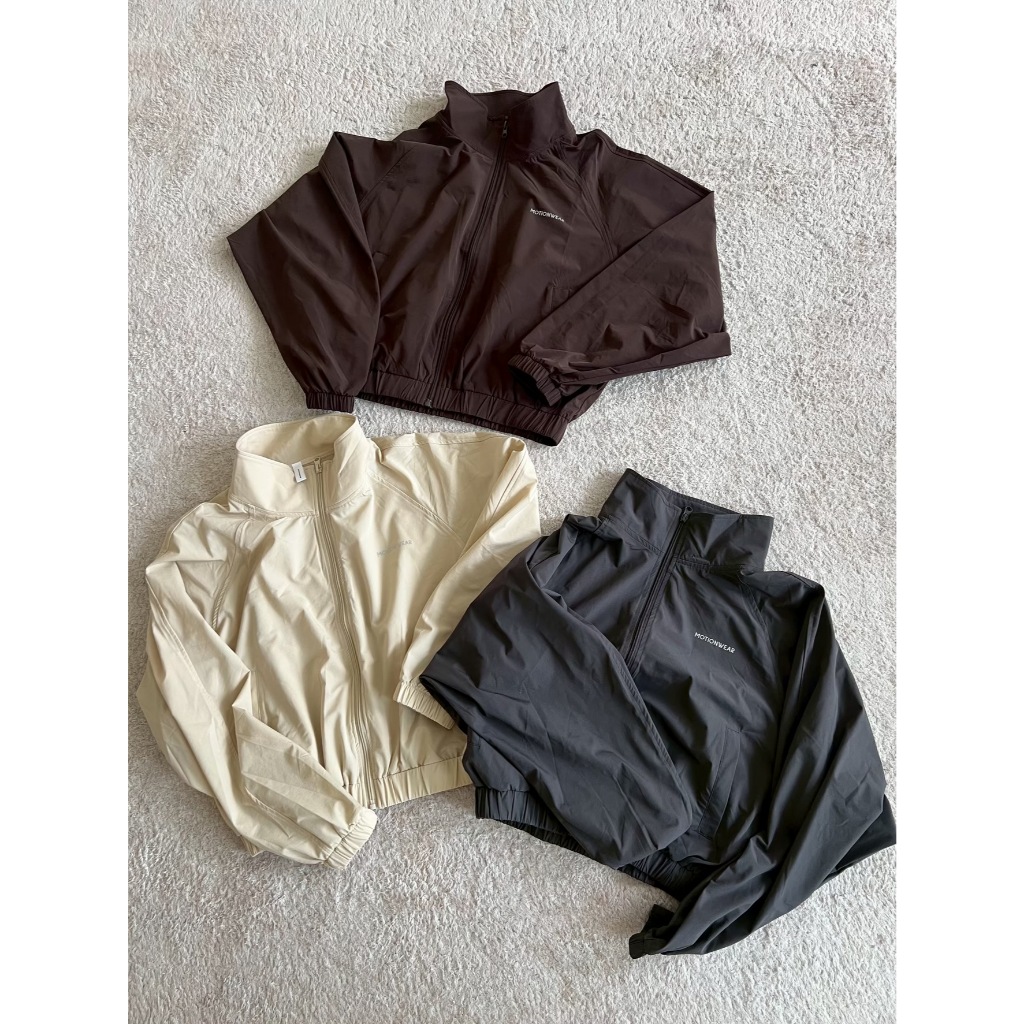 New! Urban Luxe เสื้อคลุมผ้าร่ม Unisex ลุคสปอร์ตมินิมอล
