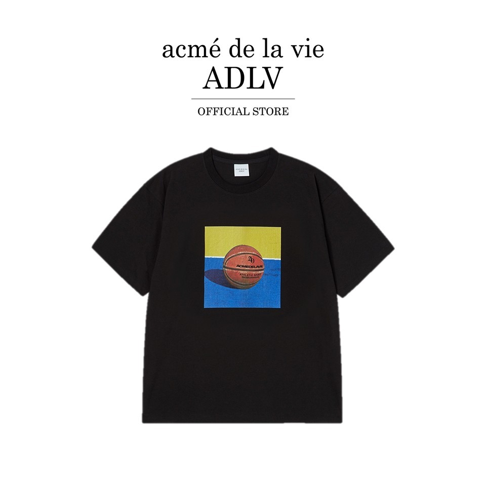ADLV [acme de la vie] เสื้อยืด Oversize รุ่น Square Basketball Short Sleeve T-Shirt Black (50191SSBSSU_U5BKXX)
