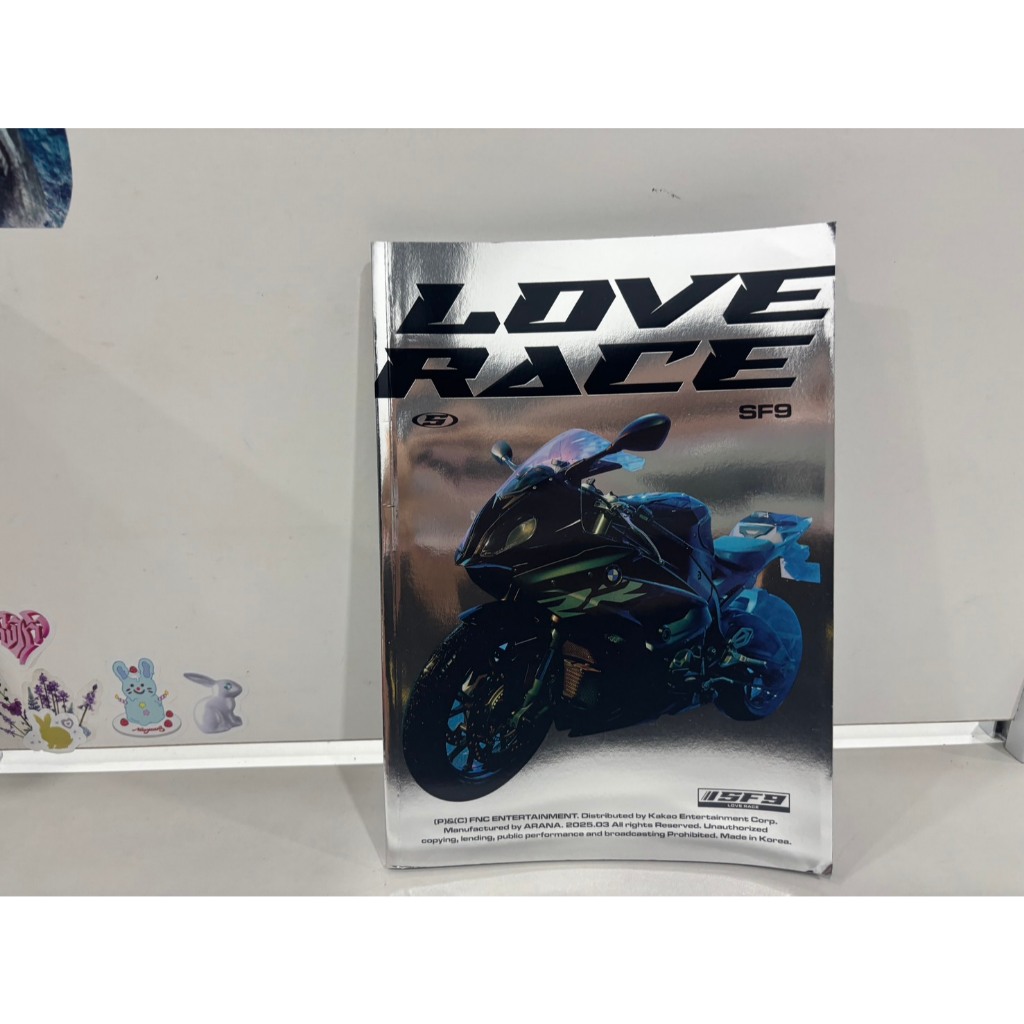 1 CD MUSIC  ซีดีเพลงเกาหลี   SF9 - MINI ALBUM [LOVE RACE] (2types Random Ver.) VER B   (F7A24)