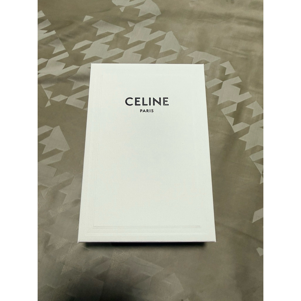 (ของแท้) กล่องใส่สร้อย Celine