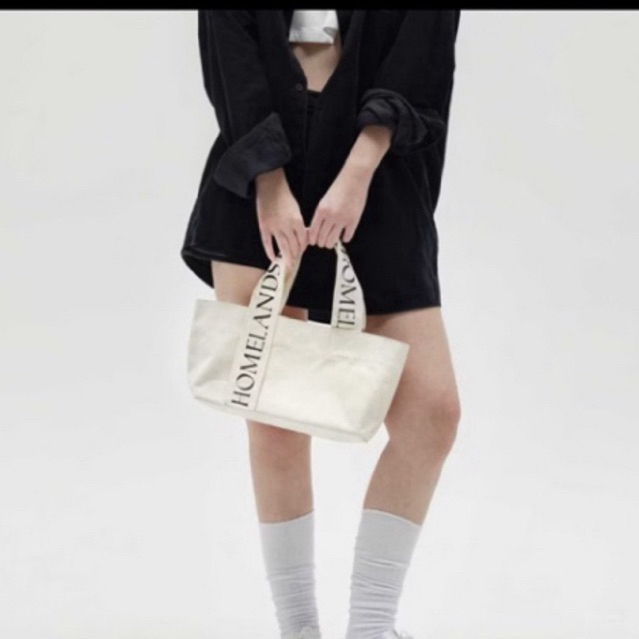 กระเป๋าแคนวาส homeland studio small beige