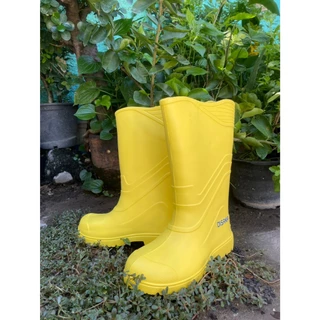รองเท้าบู้ท EVA 13" กันนำ้ ลุยฝนยี่ห้อ Disana ทำในไทยสีเหลืองหนาทนกันลื่นซักความสะอาดได้ดีมาก