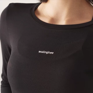 Wakingbee Sol Cover เสื้อคลุมทับสปอร์ตบรา แขนยาว กันยูวี ทรงสวย จับย่นด้านข้าง พรางหุ่น ผ้าเบา นุ่ม แห้งไว ใส่สบาย