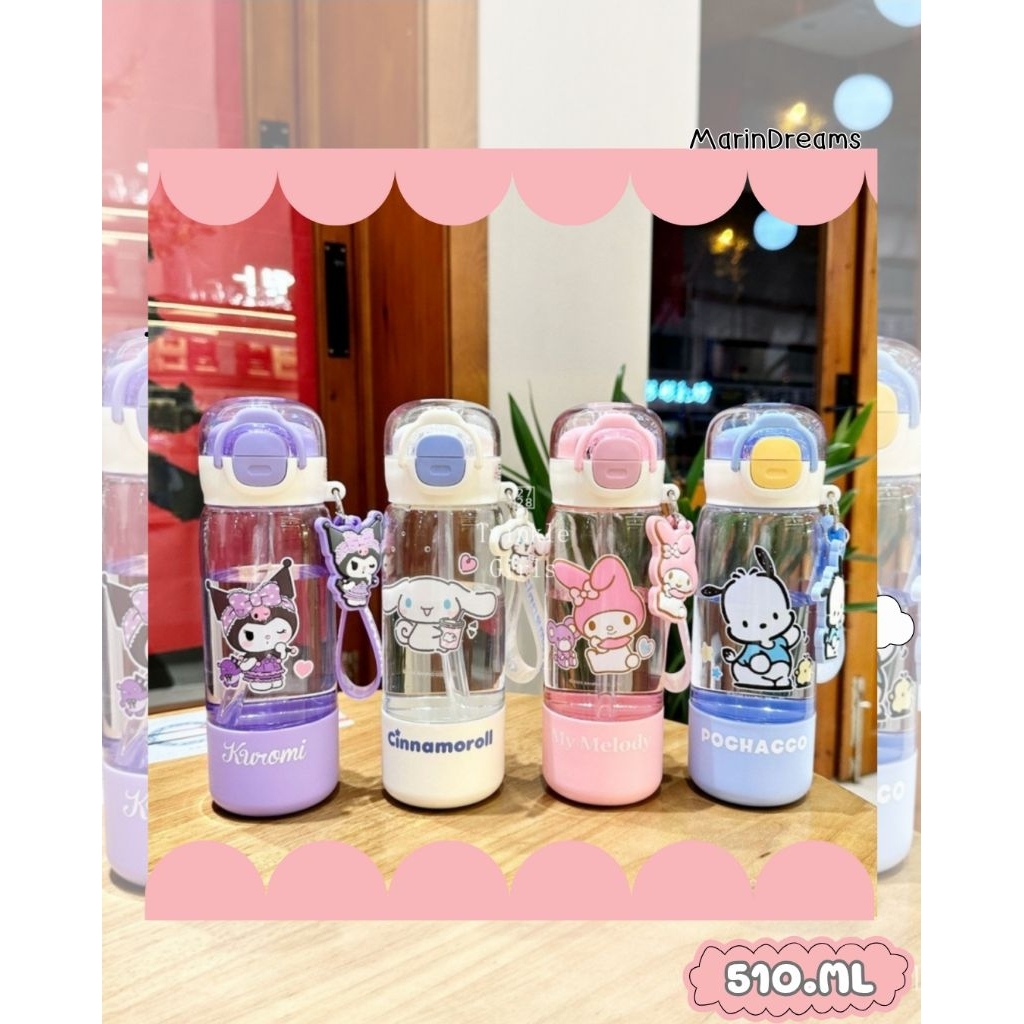 ขวดน้ำใส​ลายซานริโอ้  ขนาด​510ml.​ เหมาะสำหรับเด็กๆทุกเพศทุกวัย​ สามารถพกพาไปโรงเรียนได้สะดวกพร้อมทำความสะอาดง่าย🤍💜🩷🩵​