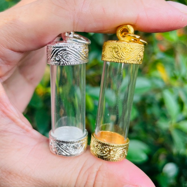 ฝาตะกรุดลายไทยหัวดิ่ง (ชุบเงิน-ชุบทอง) ขนาด8-20มิล พร้อมหลอดยาว3เซนติเมตร