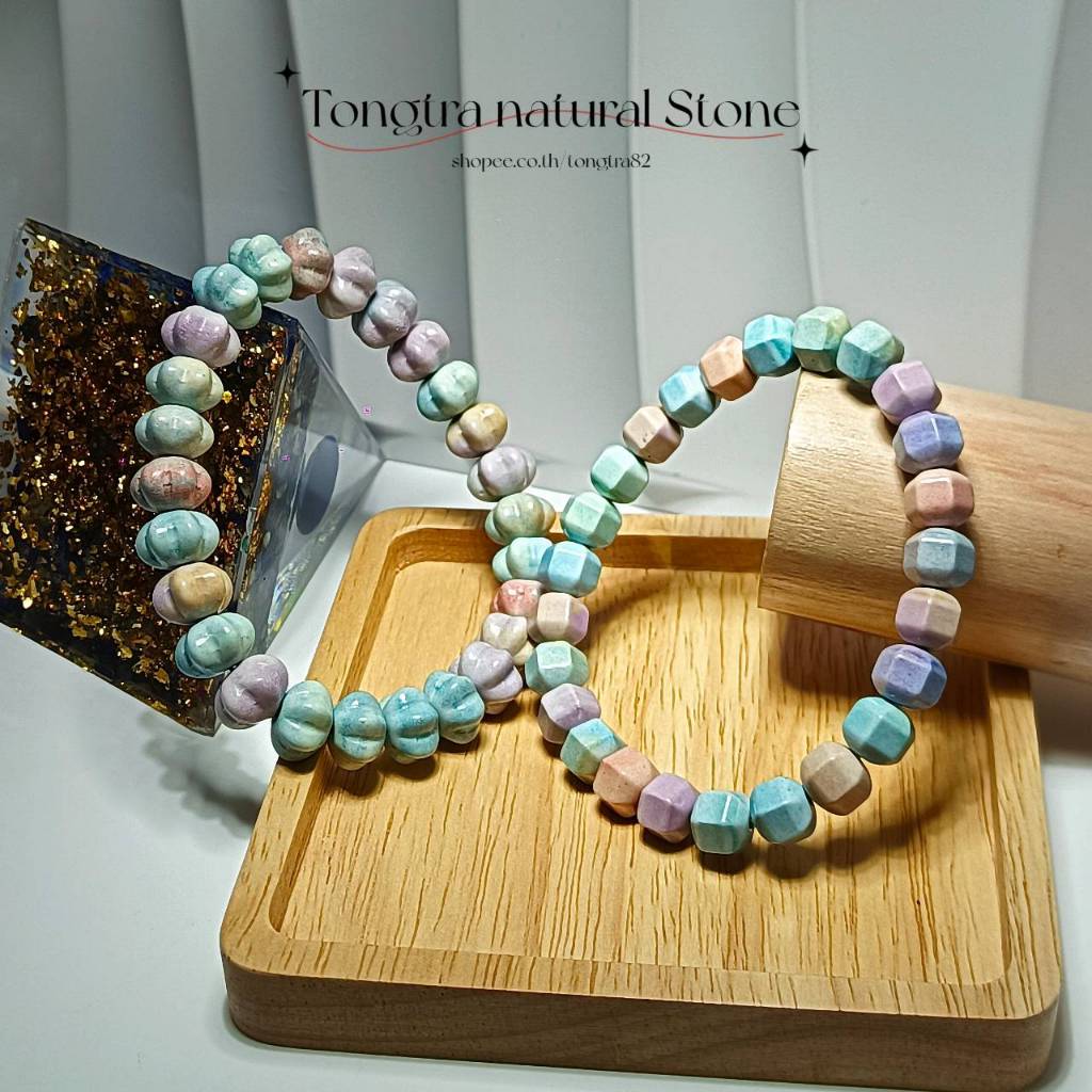 สร้อยข้อมือหิน เบอร์รี่อาเกต (Berry Agate) "มีลักษณะเด่นที่สีสันและลวดลายคล้ายผลไม้ตระกูลเบอร์รี่"