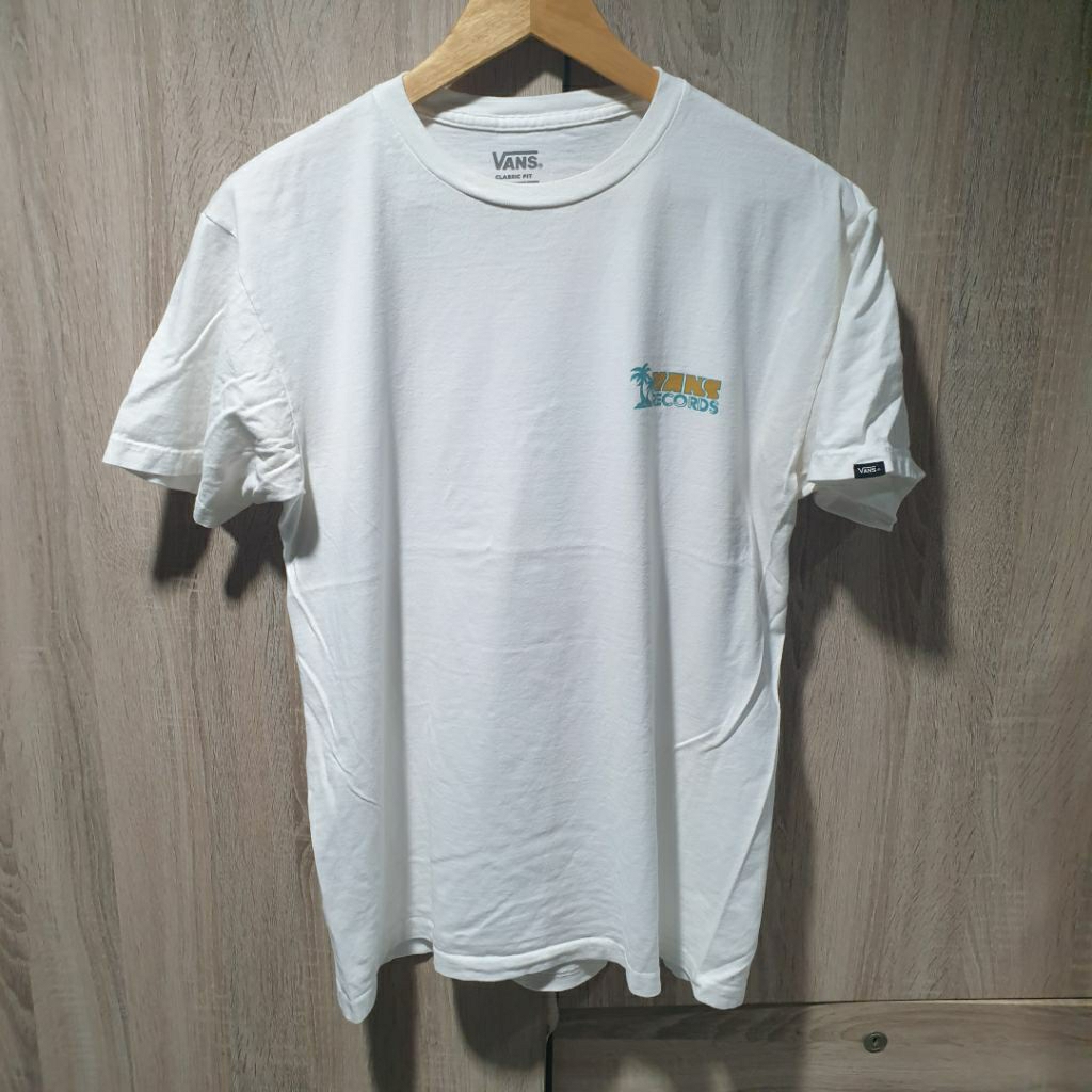 เสื้อยืดVANS สีขาว ของแท้มือสอง