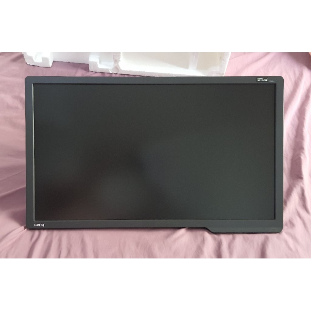 จอมอนิเตอร์ BenQ รุ่น XL2411 (24 นิ้ว) หมุนจอตั้งได้ (มือสอง สภาพดี)