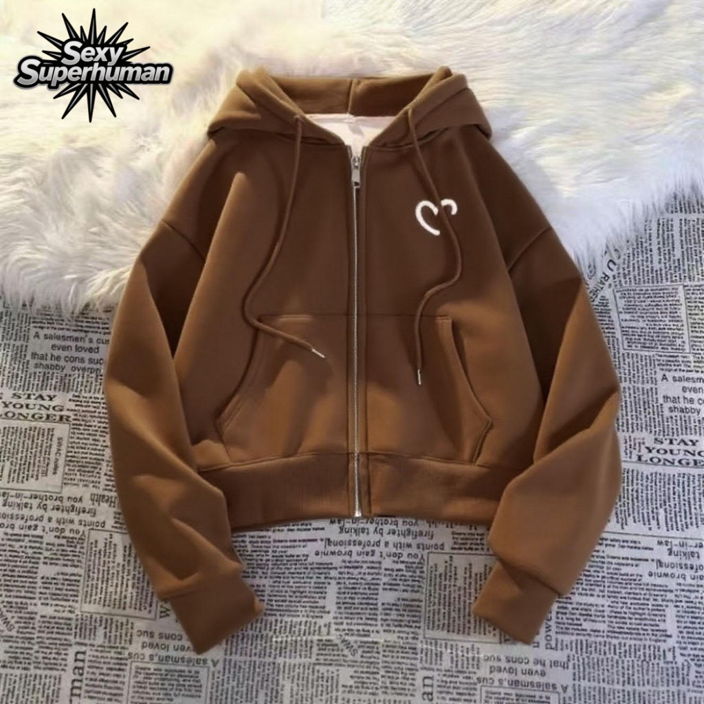 พร้อมส่ง! เสื้อแขนยาวมีฮู้ด ปักลายหัวใจน่ารักๆ เสื้อคลุมกันหนาวแฟชั่น เนื้อผ้านุ่ม ใส่สบาย