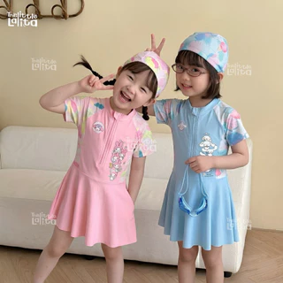 ✅พร้อมส่ง 👧🏻ชุดว่ายน้ำเด็กผู้หญิง2ชิ้น Sanrio + หมวก มีกางเกงซับในกันโป๊ น่ารักมากๆ มี2สี ฟ้า/ชมพู ⚠️แนะนำให้เผื่อ2ไซส์