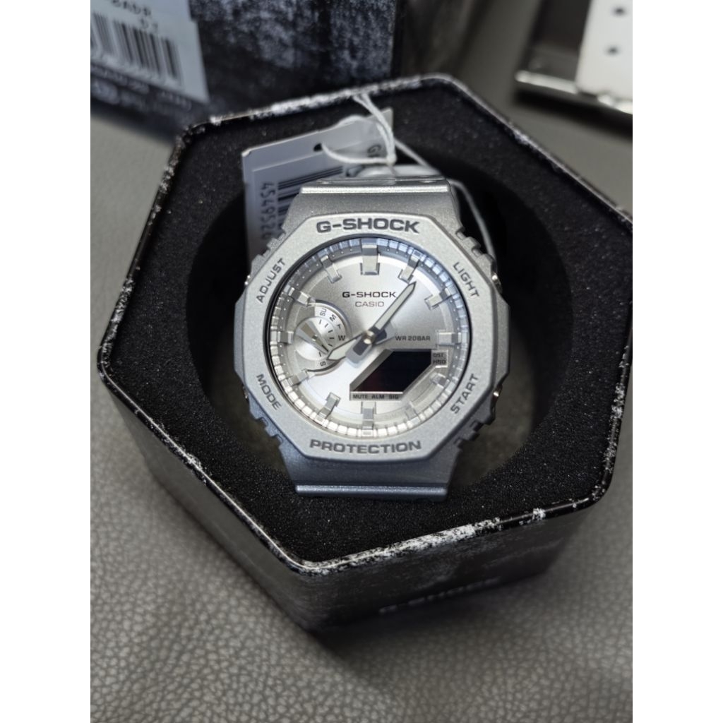 นาฬิกา G-Shcok GA-2100FF-8ADR