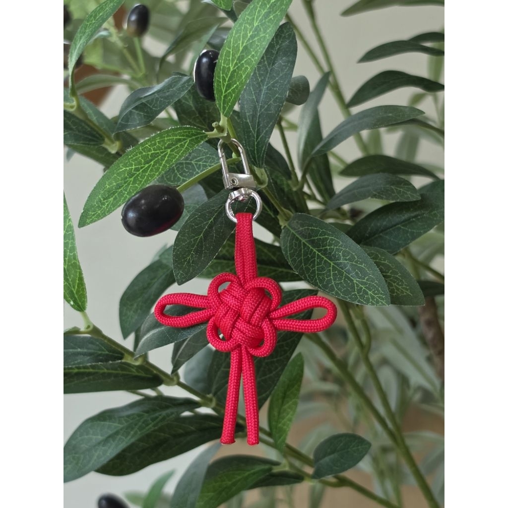 Lucky knot keyring พวงกุญแจเชือกถัก เงื่อนนำโชค เชือกพาราคอร์ด