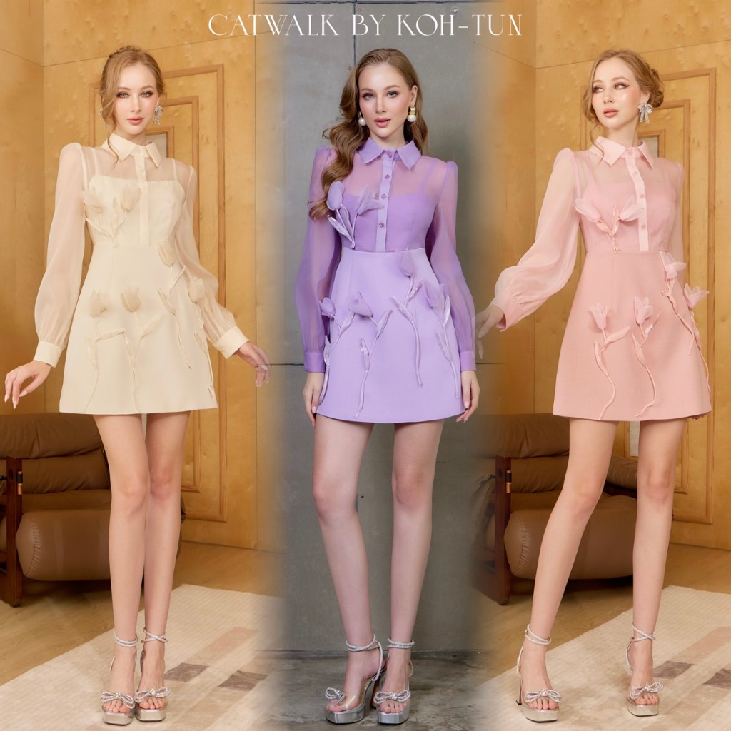 CATWALK  เดรสซีทรูกรโปรงทรงเอแต่งดอกไม้