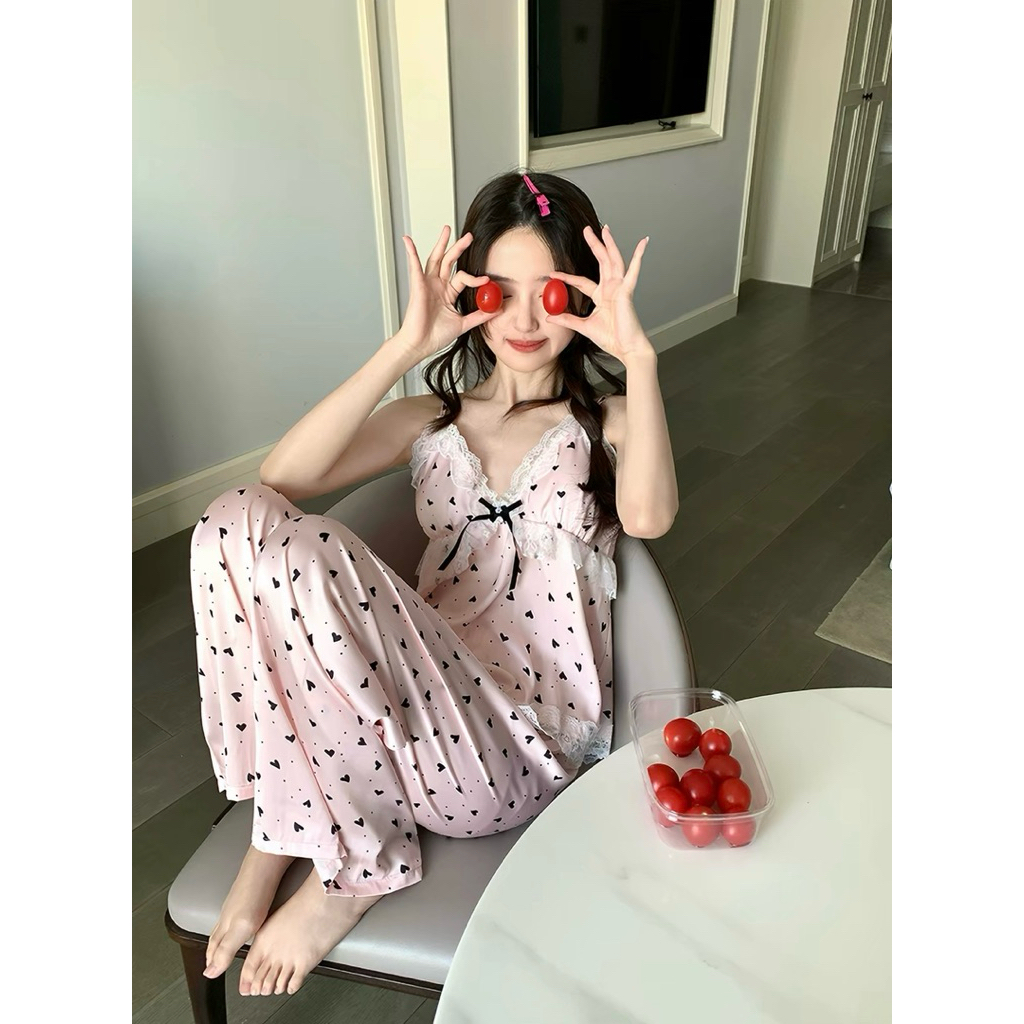 SUMMER22Y  ♡ ชุดนอนแต่งระบายลูกไม้ ลายหัวใจ (เสื้อ+กางเกง)
