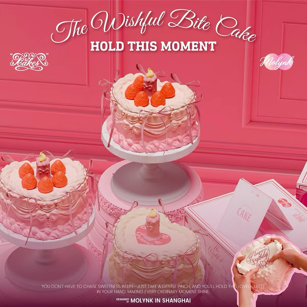 (พร้อมส่ง) สกุชชี่ Molynk The Wishful Bite Cake สกุชชี่เค้กหัวใจกำลังเป็นกระแส Molnykแท้