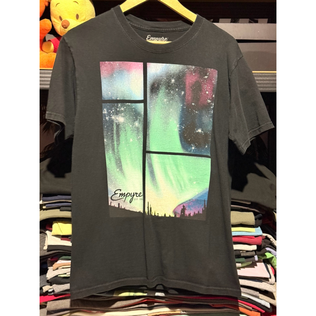 เสื้อ Empyre  มือสอง