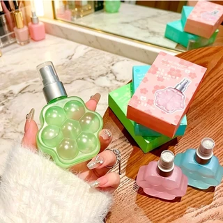 my-shop : น้ำหอม สไตล์ลูกคุณหนู กลิ่นยอดฮิตในตอนนี้ 50ml-มีกลิ่นหอมให้เลือก 3 แบบ-DS0756