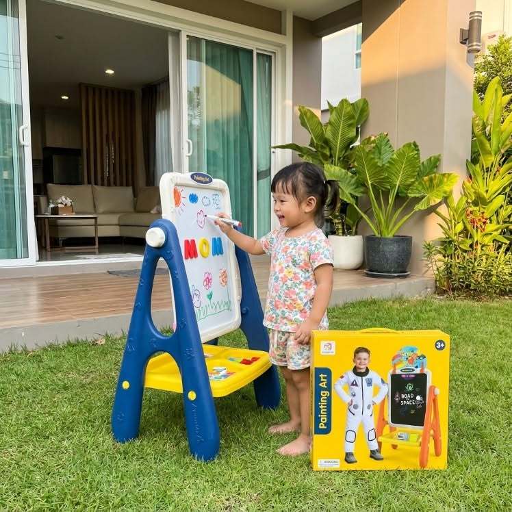 ชุดระบายสีกระดานวาดเขียน 2in1 + เก้าอี้นั่งสุดน่ารัก เสริมสร้างพัฒนาการน้องๆ หนูๆ ได้ทั้งวาดรูป ฝึกเขียน และเรียนรู้คณ