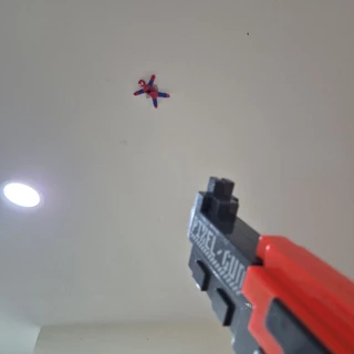 Meccha Chameleon 1 ชุด 8 ท่าทาง โมเดลเกมส์ระบายสี มีชุดพู่กันและสีน้ำ12สีให้ในกล่อง