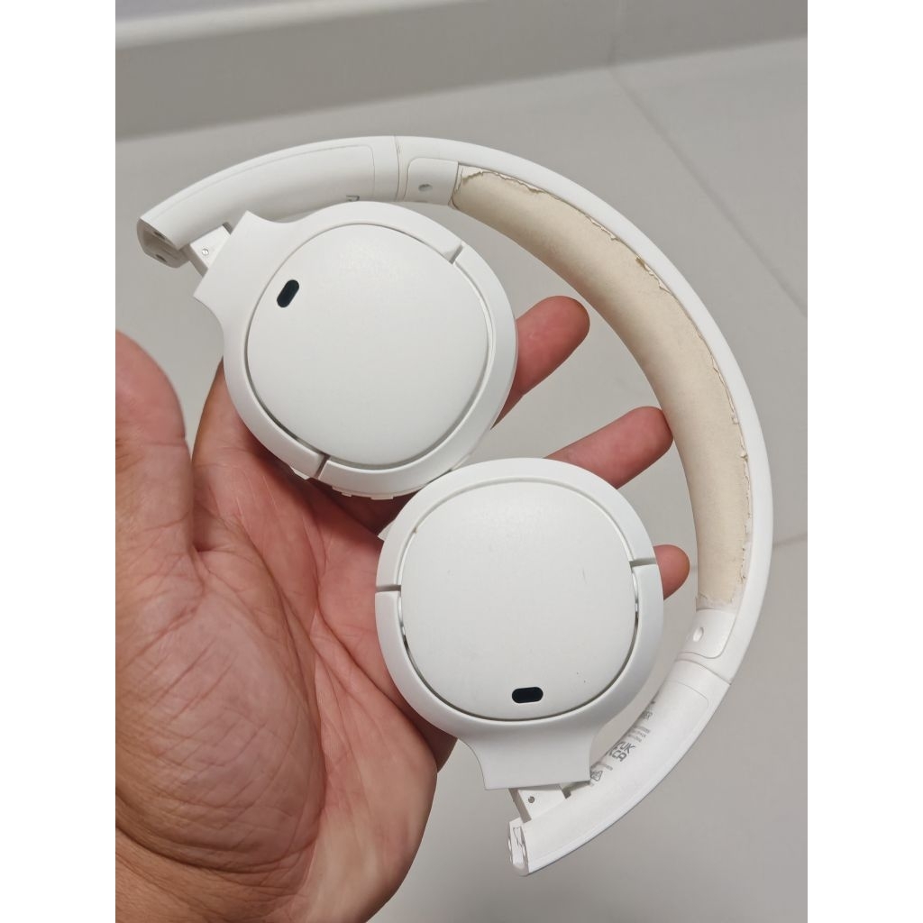 หูฟัง edifier WH500 มือสอง สภาพตามรูป