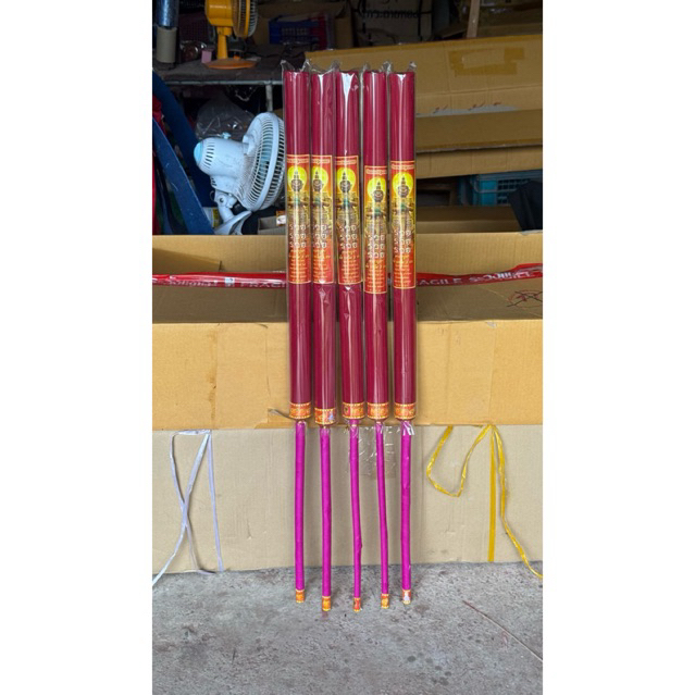 ธูปไหว้ท้าวเวสสุวรรณสีแดง ธูปใหญ่ ยาว 90cm