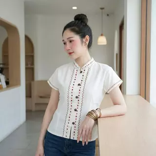 เสื้อผ้าฝ้ายผู้หญิง เสื้องานปัก งานปักมือ Handmade ผ้าพื้นเมือง