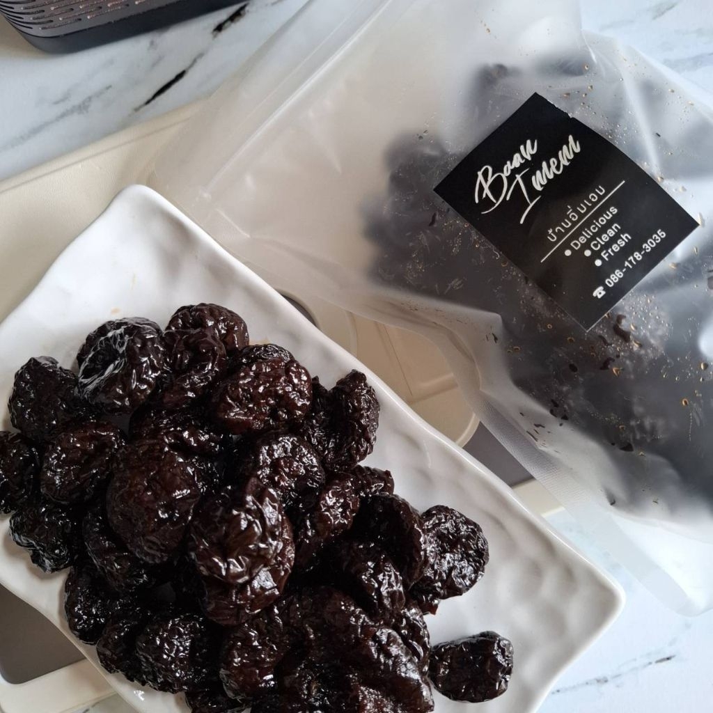 บ๊วยหวาน บ้านอิ่มเอม เนื้อนิ่มไม่มีเมล็ดรสชาติออกหวานนำแต่ไม่หวานแหลมกลมกล่อม มีขนาด500, 300 และ100 กรัม