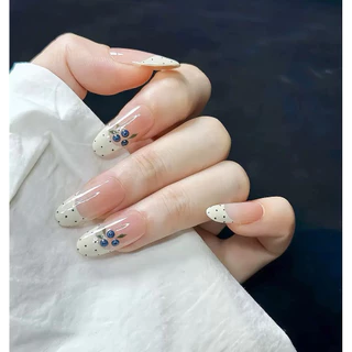 เล็บปลอมสำเร็จรูป พรีเมี่ยม พร้อมส่ง ร้านไทย ฟรีกาวตะไบทุกชุด