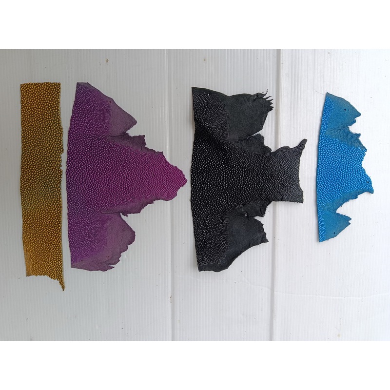หนังปลากระเบนแท้ (real stingray leather scraps) หลายสี ใช้ทำเครื่องหนัง น้ำหนัก 77 กรัม LE438E