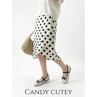 Candy Cutey รองเท้าแมรี่เจน ลายโพกาดอท ดีไซส์จุดสุดคลาสสิก โดดเด่นด้วยลายจุดขาวเล็กๆ เพิ่มความน่ารักด้วยโบว์เล็กมิ