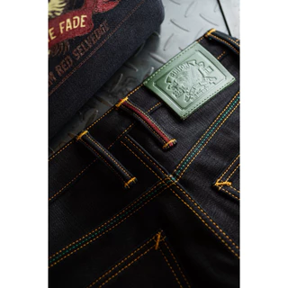Pinion 21oz หมีเขียว BY Okayama Denim Newหมี Indigo X green 21 oz ) Produced ผลิตออกมาเพียง250 ตัว indigo fade เฟดฟ้า