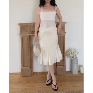 SHOP.POPO-Dewvy midi skirt กระโปรงทรง midi skirt ชายระบายหางปลา