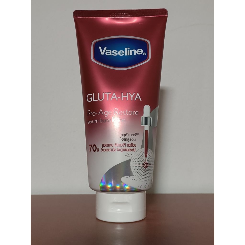 แท้ 100% Vaseline Gluta-Hya Pro-Age Restore 70x คอลลาเจน ฟิลเลอร์ ลดเลือนริ้วรอยตามวัย 300 มล.